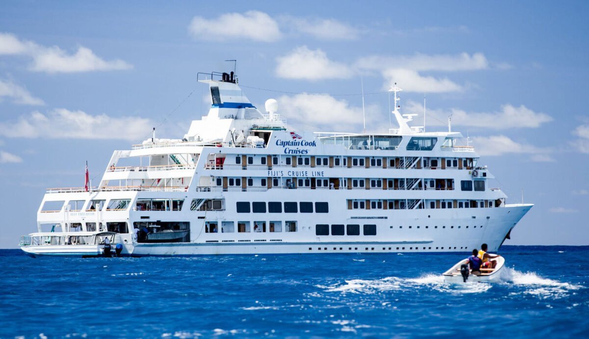 11 NIGHT LAU & KADAVU ISLANDS CRUISE